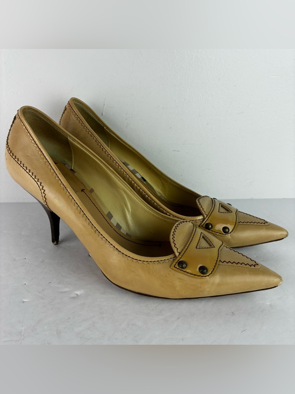 Burberry Tan Leather Pointed Toe Heels
